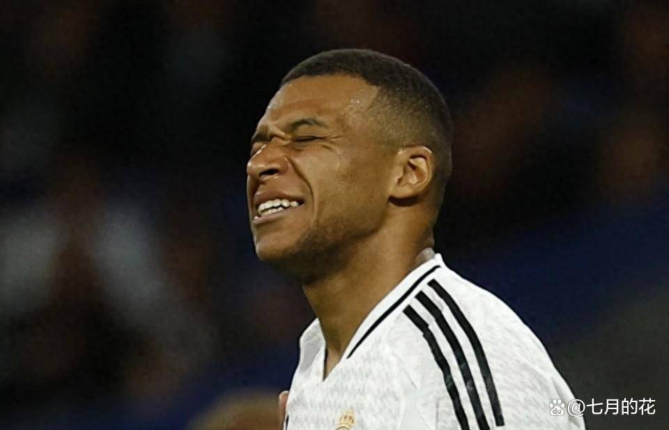 巴黎圣日耳曼面对困难,士气低迷 巴黎圣日耳曼面对困难,士气低迷