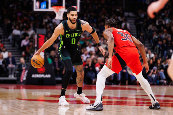 西部强队再胜，成功卫冕总冠军