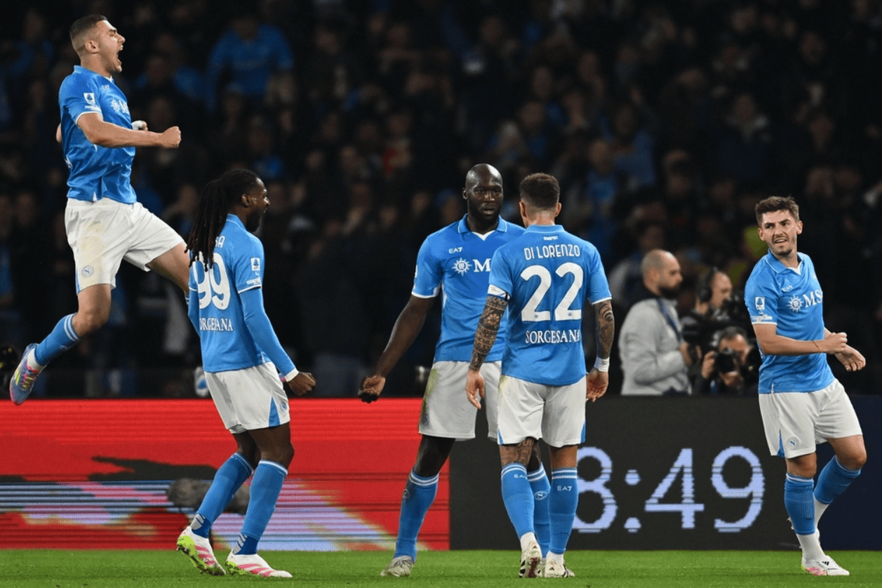 那不勒斯客场铁桶阵不敌强敌，陷入意甲困境