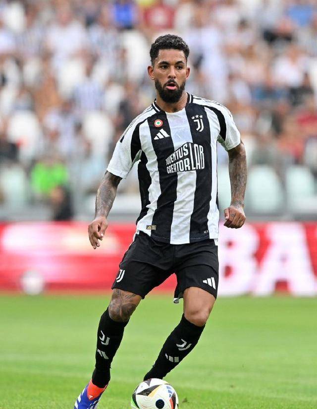 尤文图斯客场遭遇大挫，无缘晋级