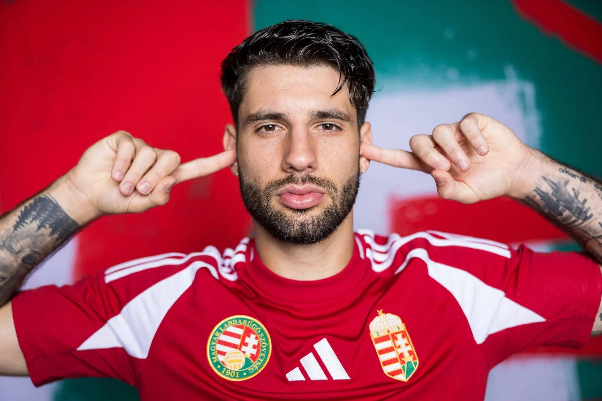 匈牙利队在国际锦标赛中晋级