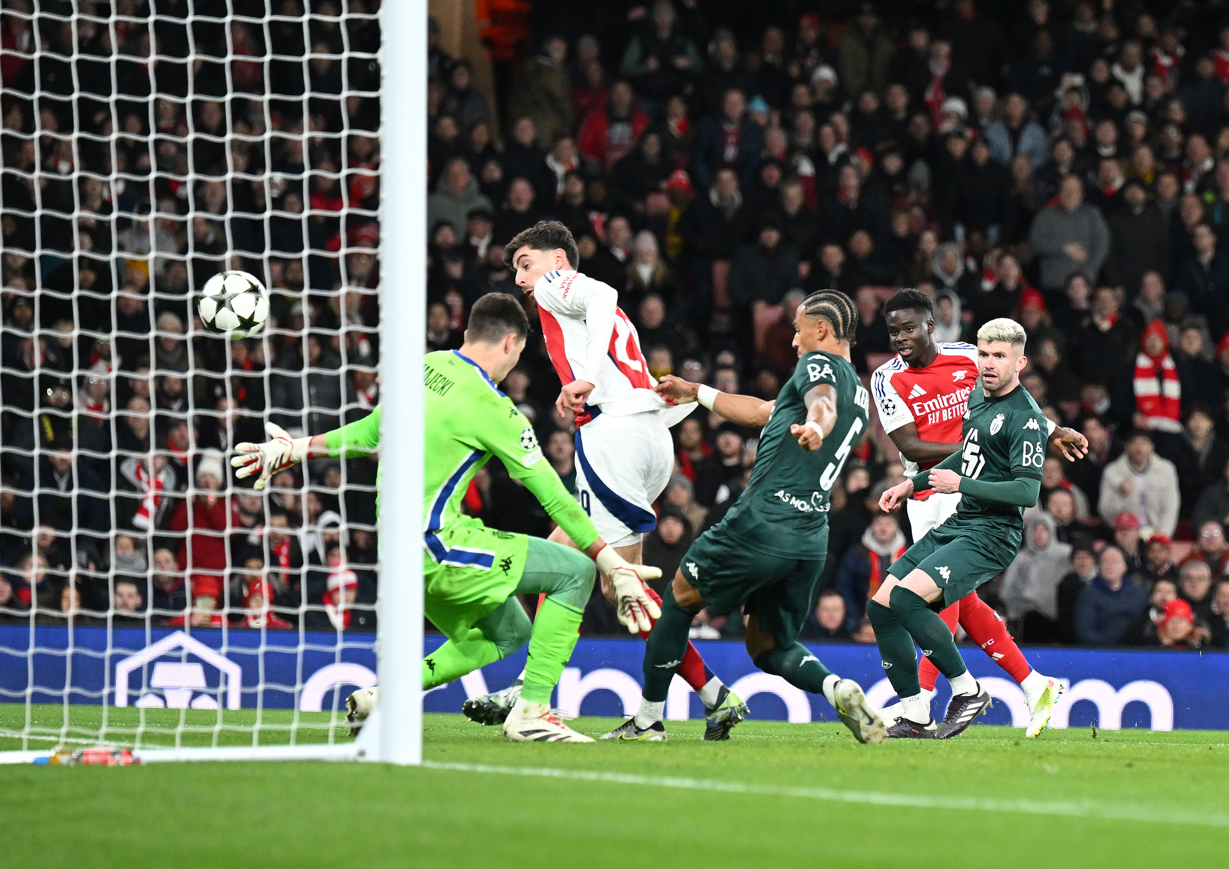 摩纳哥遭遇灾难性失利，欧冠征程走到终点！