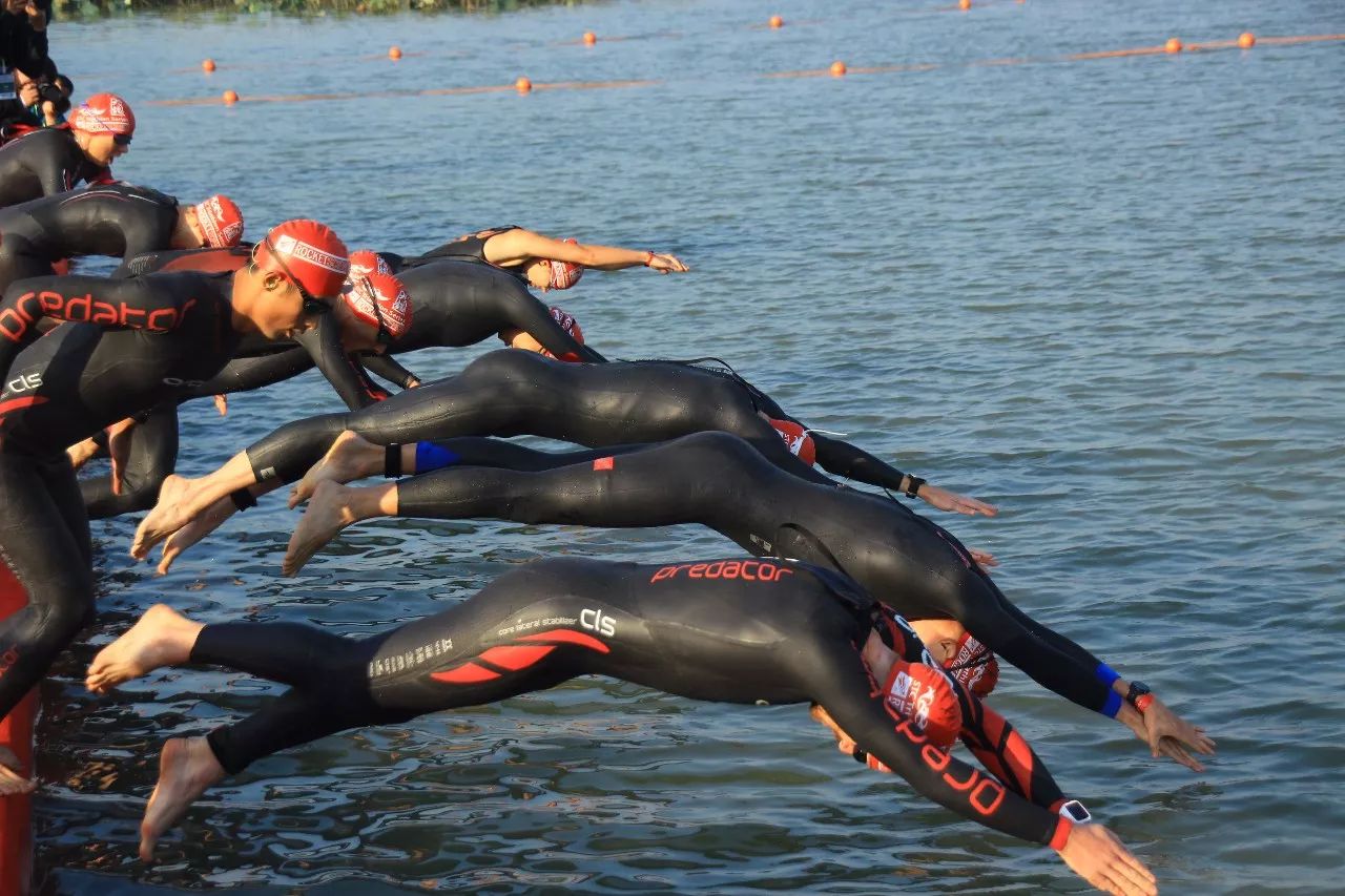 激情飞扬，球迷狂热！全球各大联赛竞逐冠军