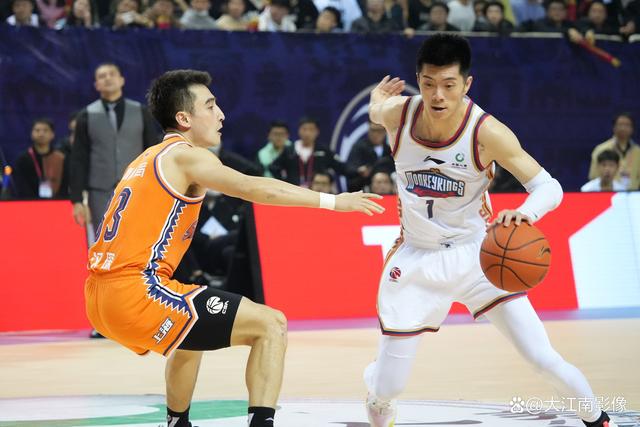 五台山男篮周末赛程忙碌，迎着胜利