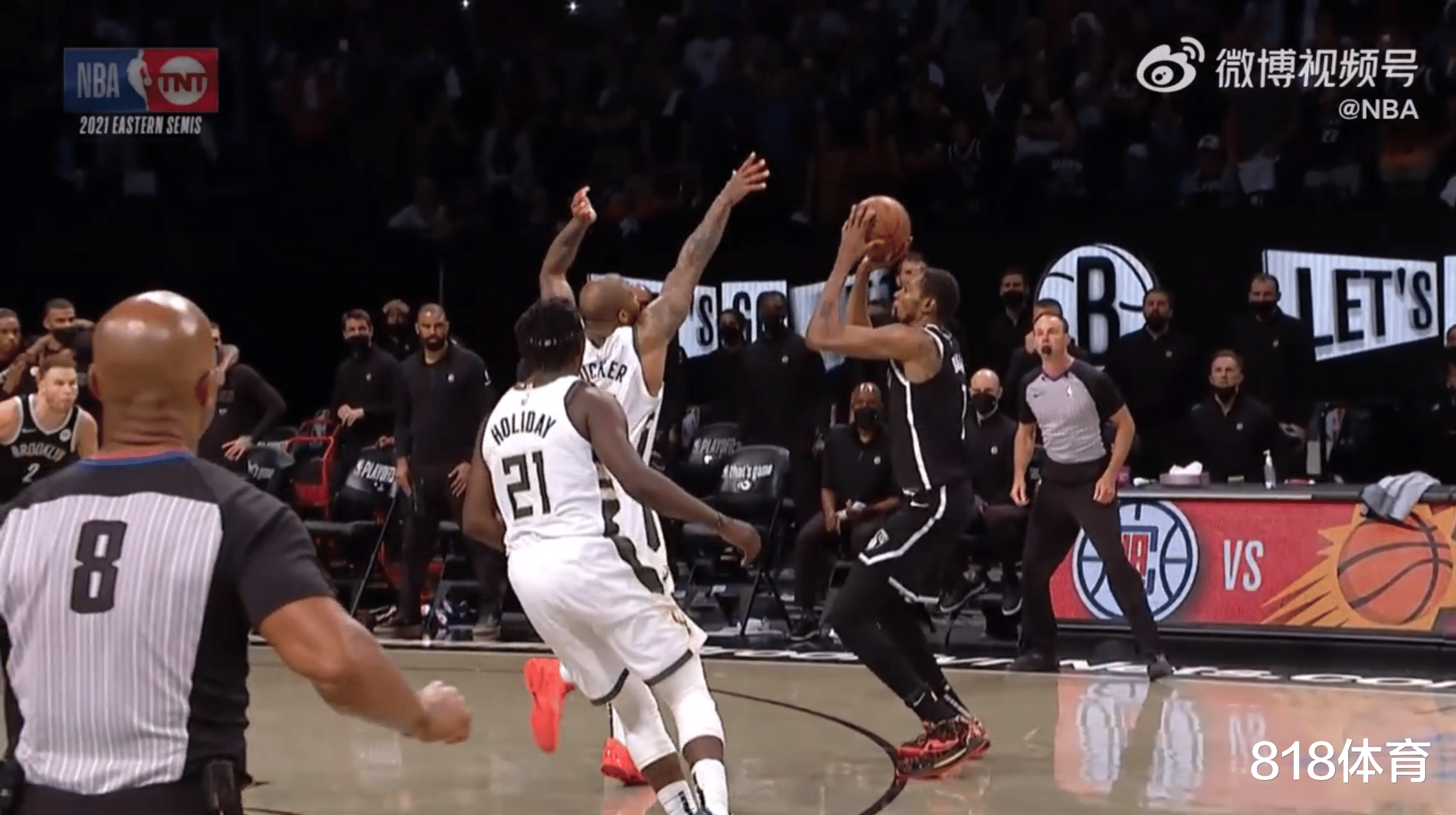 雄鹿击败篮网，连胜势头不减