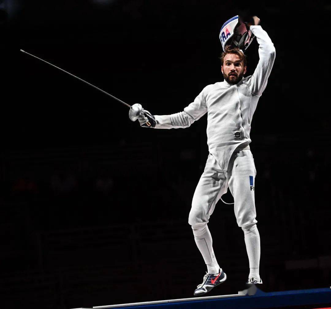 克罗地亚代表团在击剑比赛中意外夺冠