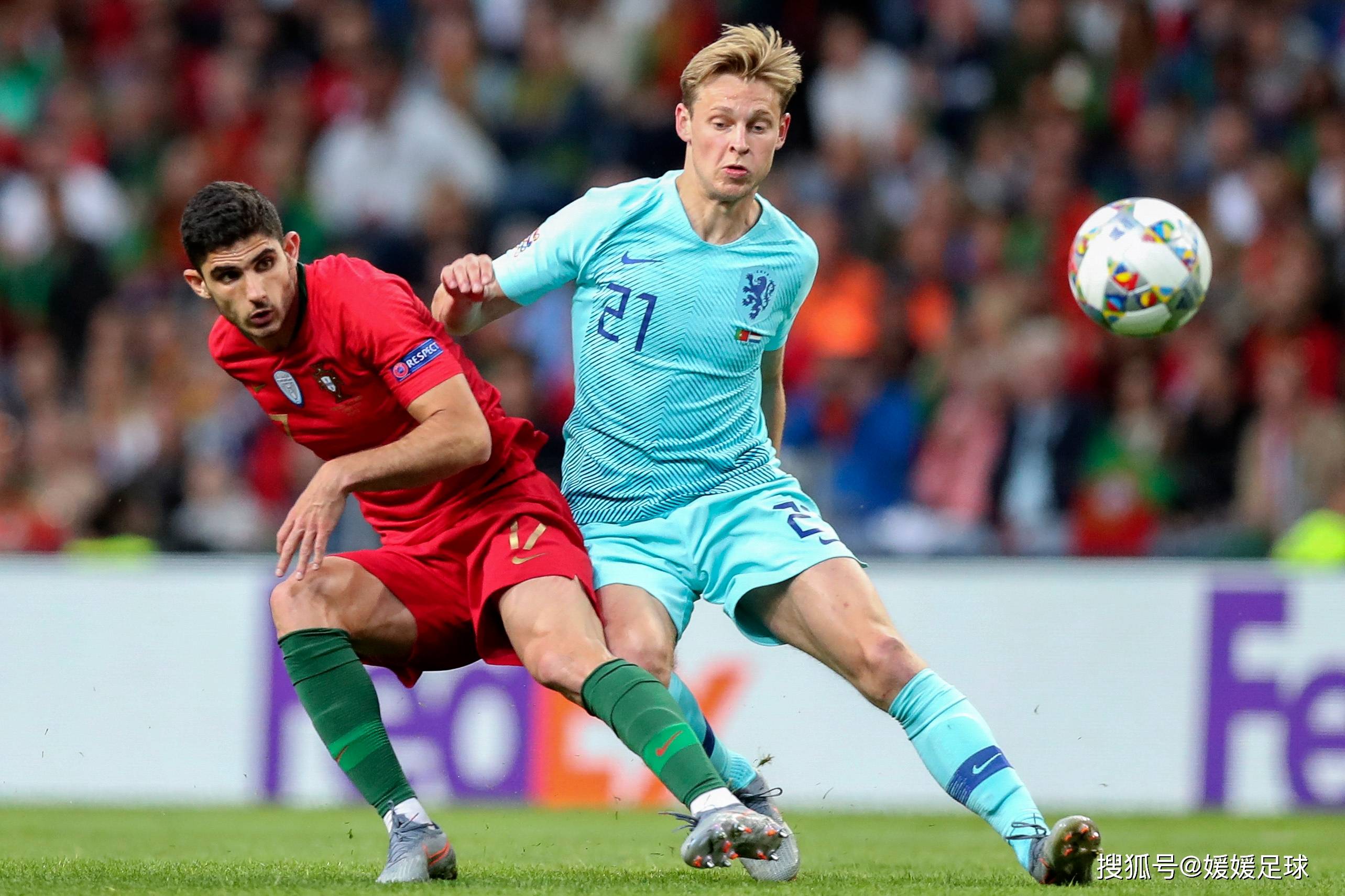 北马其顿队在比赛中挺进下一轮