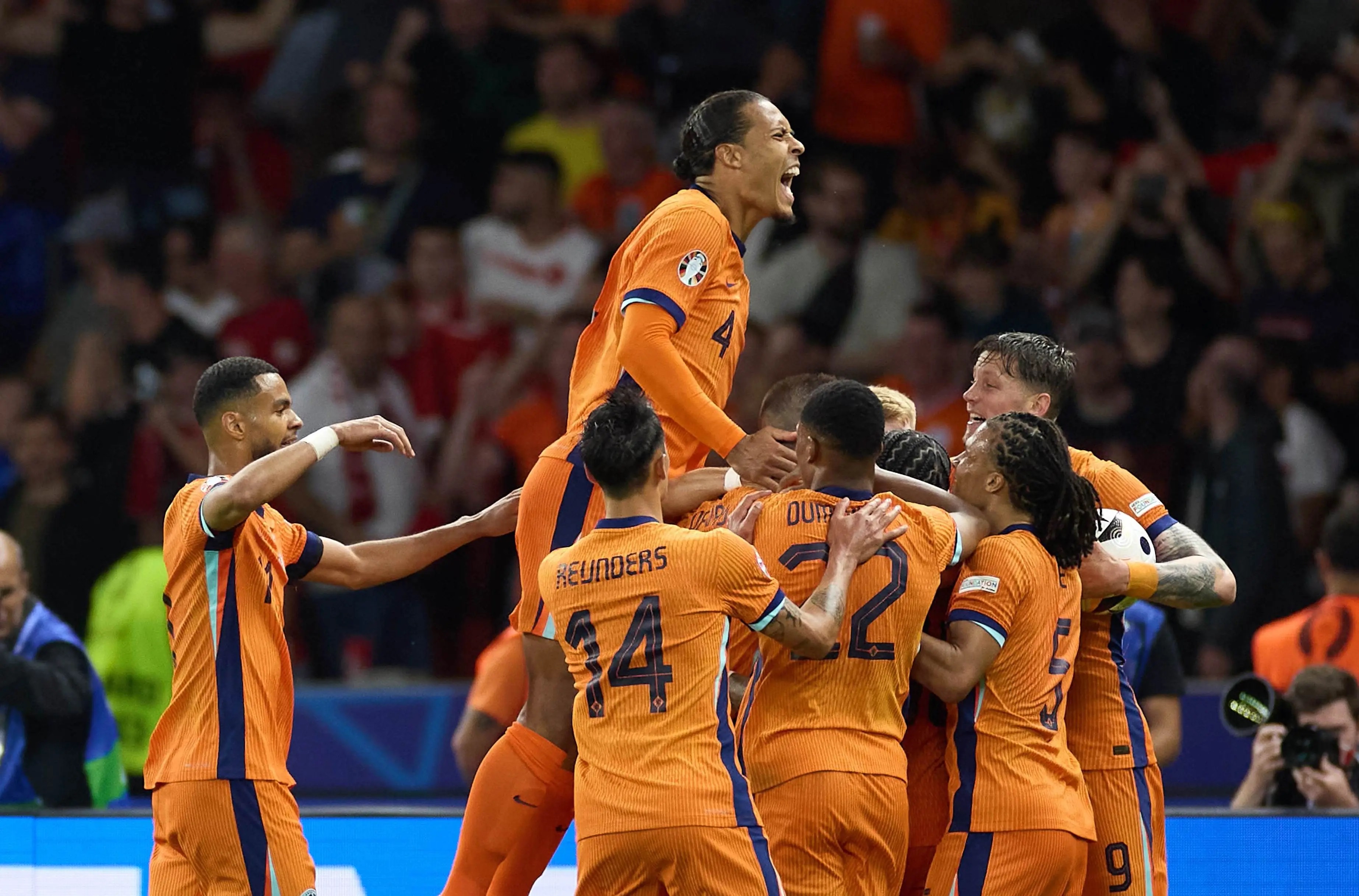 挪威队鏖战晋级，艰难取得胜利