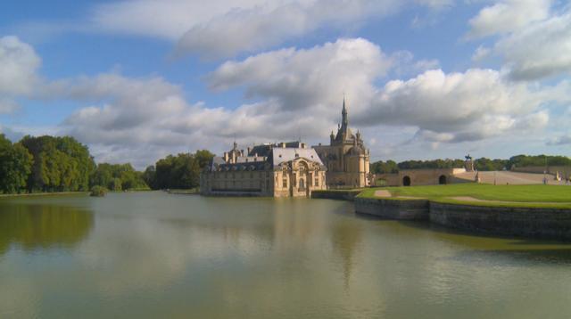 亚眠客场大败巴黎,排名降至垫底 亚眠客场大败巴黎,排名降至垫底