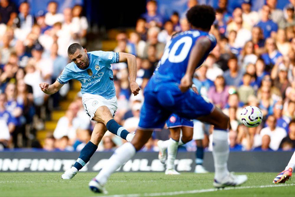 欧预赛第五轮：球员状态回升战术调整获成功