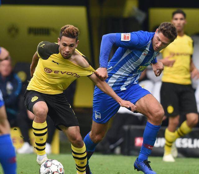 柏林赫塔赢得浦和红钻攻防之战