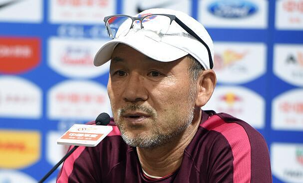 重庆力帆遭遇困境，面临保级压力