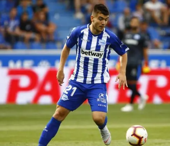 奥萨苏纳主场绝杀米兰,守住榜首希望 奥萨苏纳主场绝杀米兰,守住榜首希望