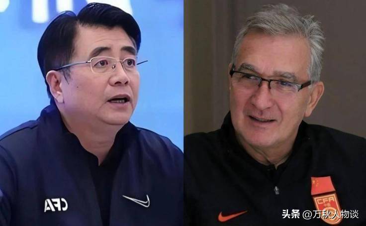 球队紧急换帅，主教练下课风波引起热议