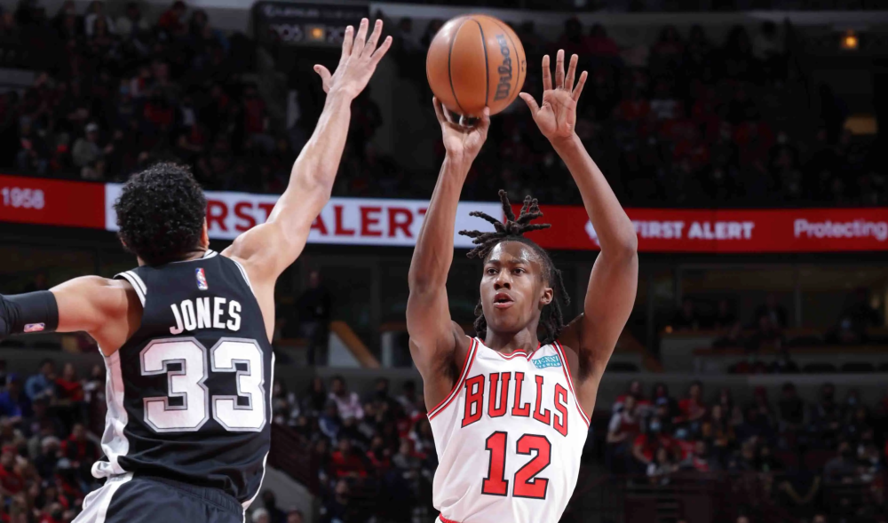 骑士后卫狂砍40分，帮助队伍赢得胜利