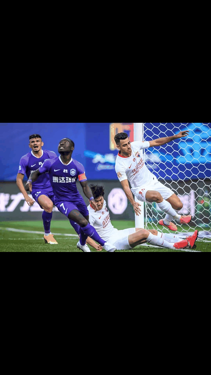 泰达球员表现稳定，最终获得胜利