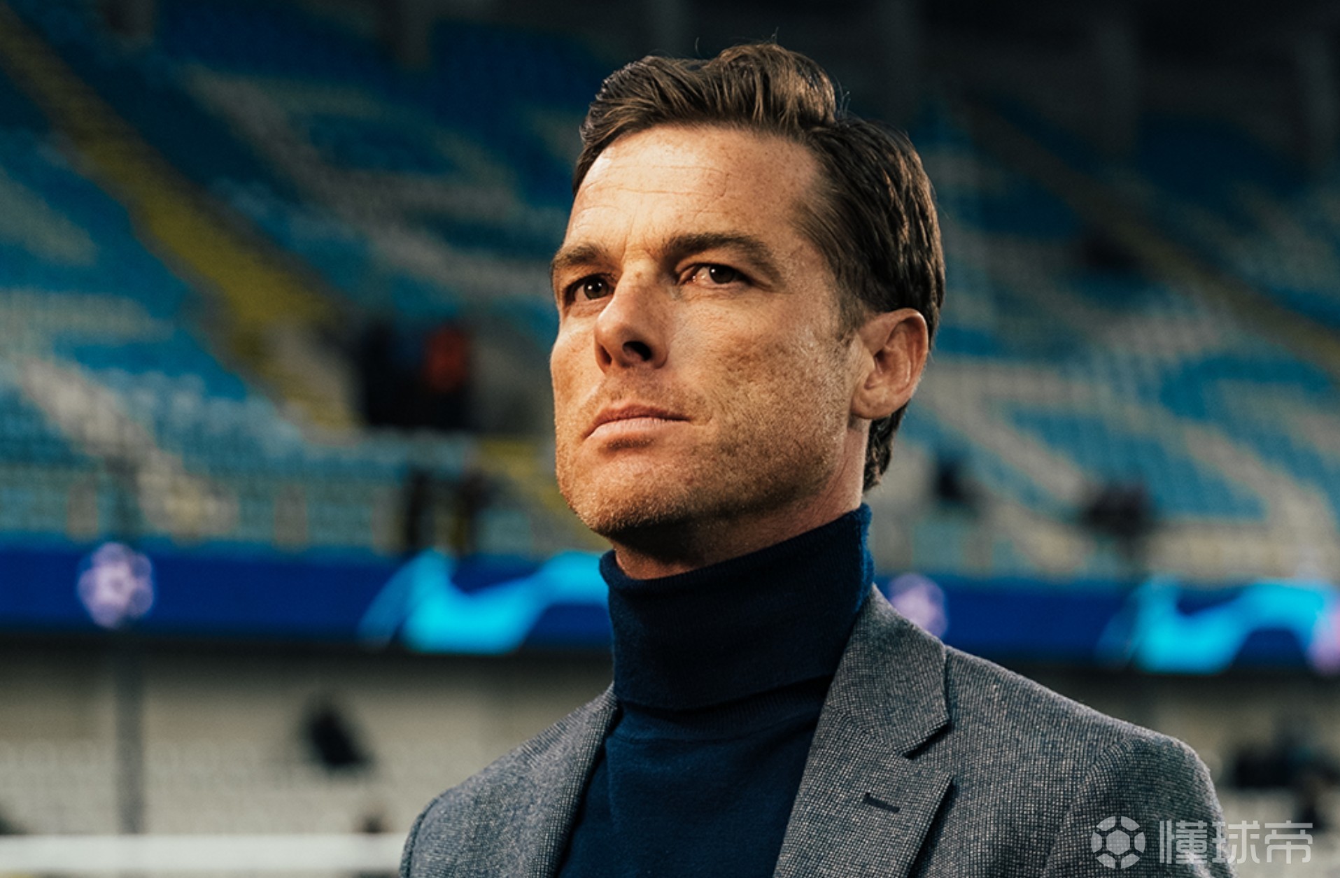 亨克主帅决策明智，促进球队发展