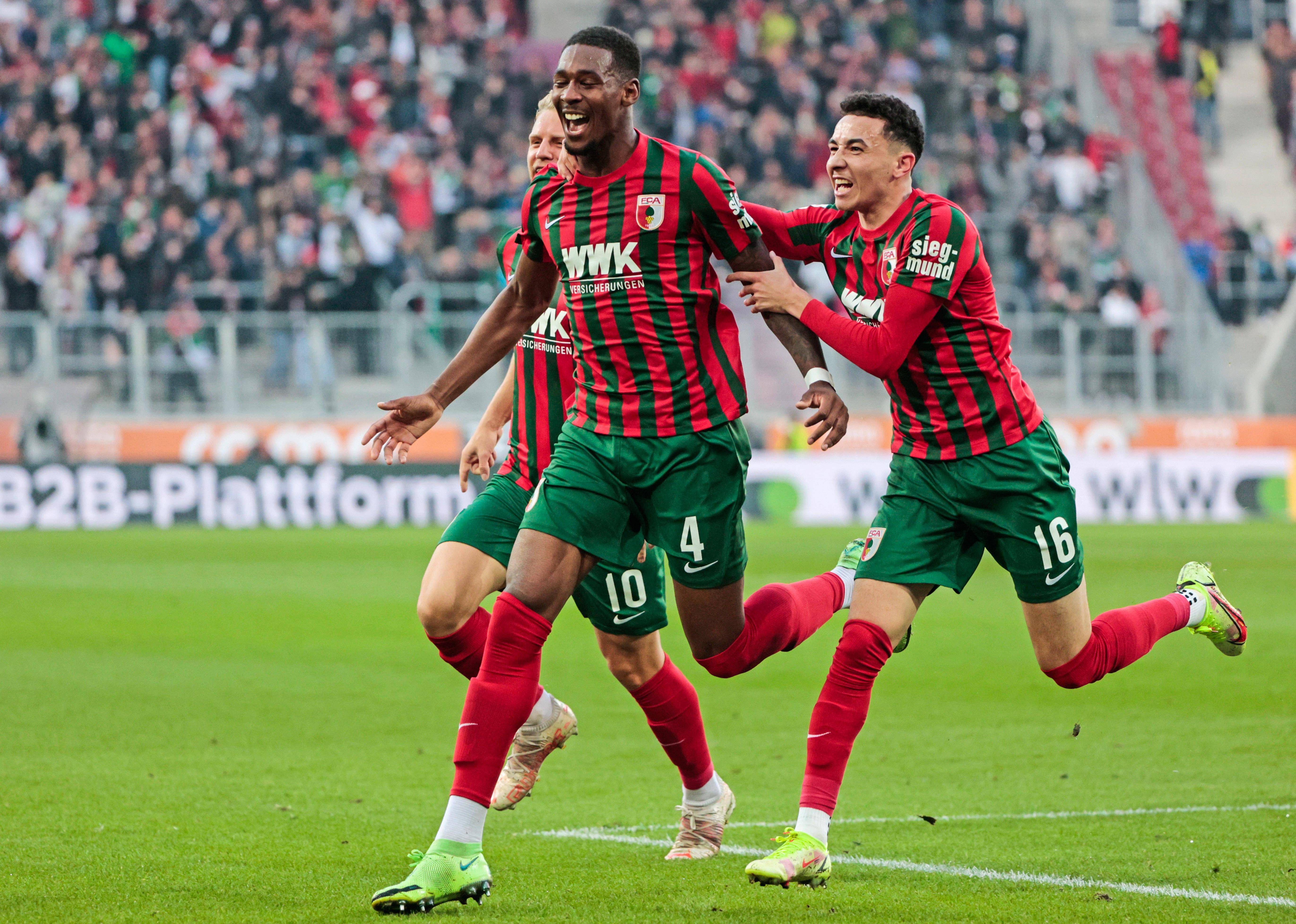 利兹联客场击败对手，连胜势不可挡