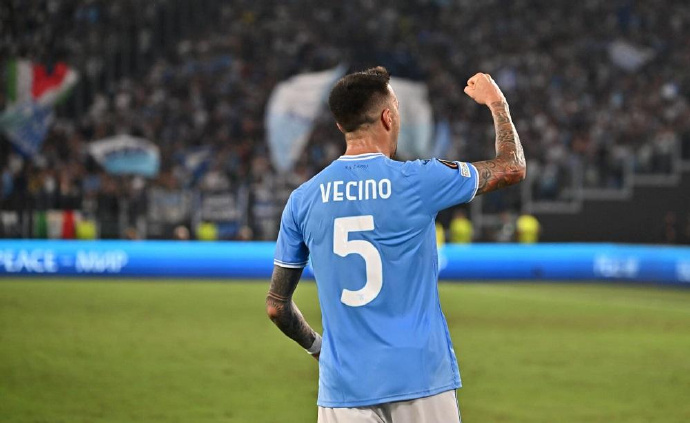 拉齐奥球员荣获本赛季最佳射手称号