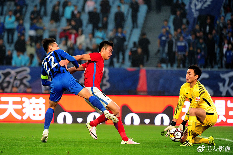江苏苏宁客场大胜，连胜收官