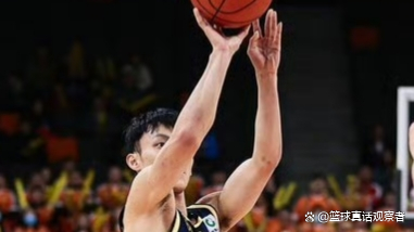 谁将笑到最后？CBA季后赛争夺激烈