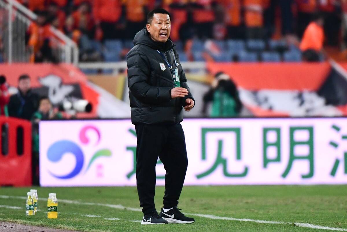 申花主场逼平鲁能,保持积分不败纪录 申花主场逼平鲁能,保持积分不败纪录