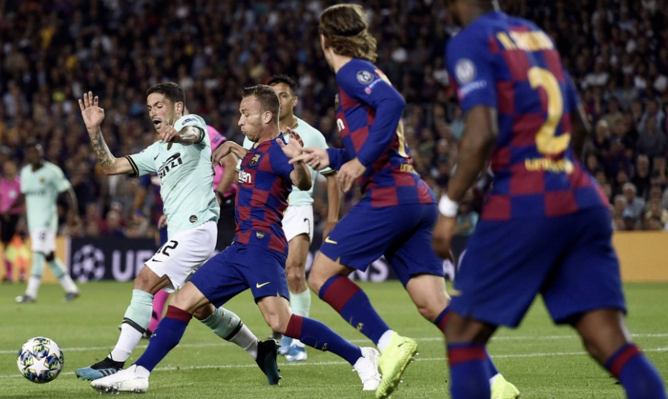 巴塞罗那主场击败，小组赛继续压力山大