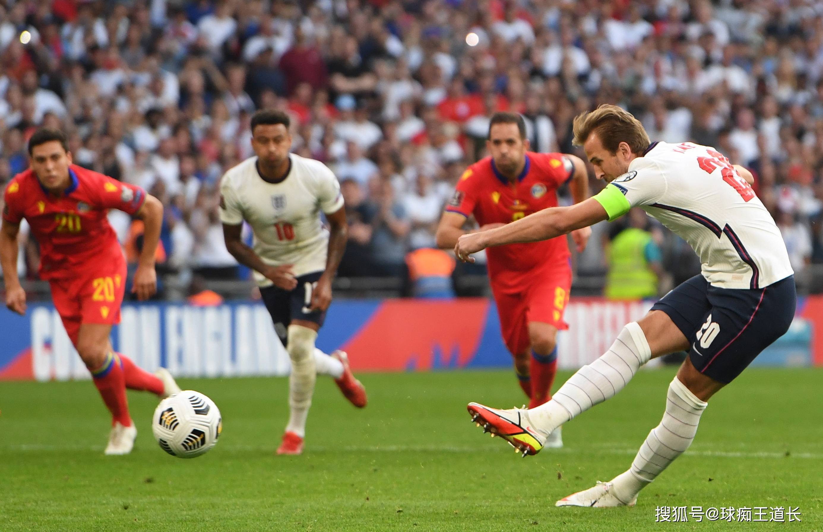 欧洲足球赛事精彩不断，球员个人能力展现无限