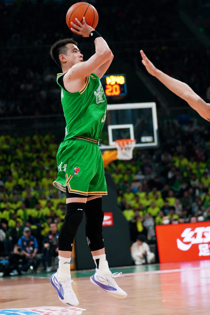 辽宁男篮预计将在主场战胜新疆队 辽宁男篮预计将在主场战胜新疆队